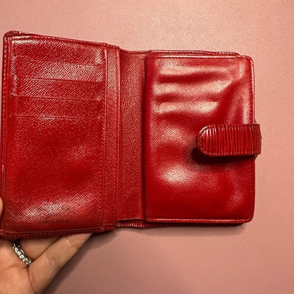 LV Red Epi Leather Kisslock Wallet - Picture 5 of 11